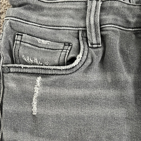 Kut from the Kloth High Rise Naomi Girlfriend Straight Leg Jeans Size 2L - Picture 4 of 9